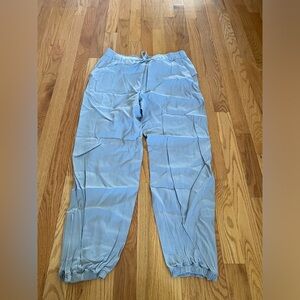 Lululemon joggers